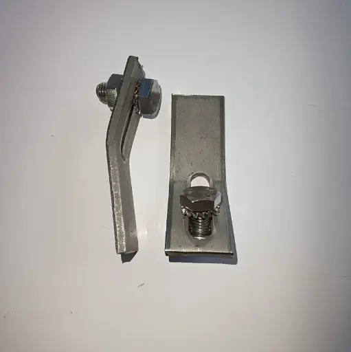 [1000.1] Water Ballast Brackets 